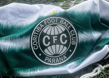 Coritiba confirma mudança de data do jogo contra o Vitória; veja a agenda do Coxa