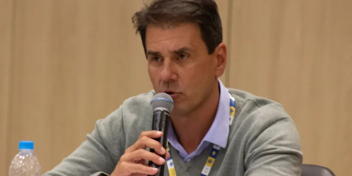 Coritiba ainda não buscou jogadores para renovar contratos para 2027, admite dirigente