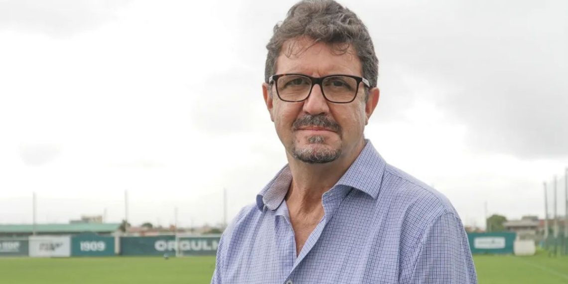 Morre Paulo Thomaz de Aquino, ex-dirigente do Coritiba, aos 66 anos