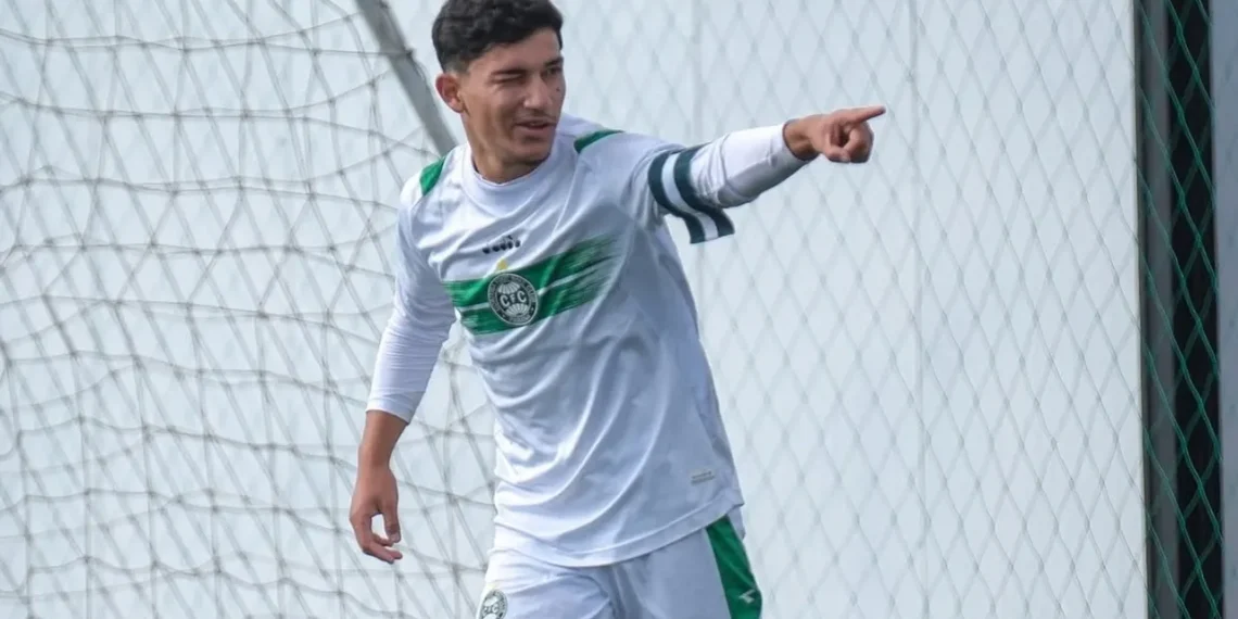 Promessa do Coritiba é convocada pela seleção brasileira sub-15