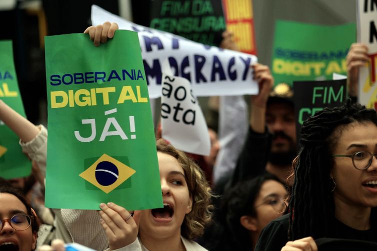 Ato em São Paulo cobra neutralidade da Meta nas eleições