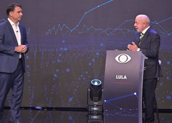 Campanha de Lula apresenta acordo com Flávio para abrir sigilos